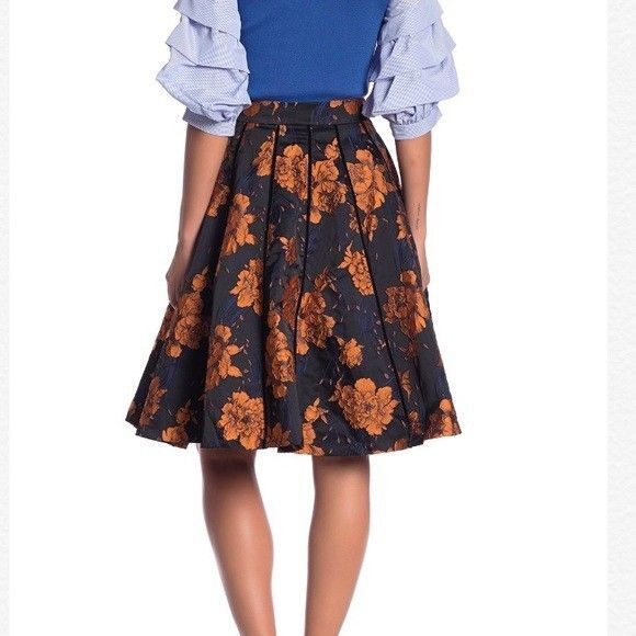 GRACIA  A-Line Floral Brocade Skirt Size Medium NWT | Tulle Underskirt | Lined - Picture 5 of 9